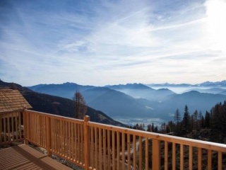 Österreich - Chalet Skihütte im Skigebiet
